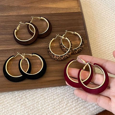 Retro Flocked Velvet C-Shaped Hoop Earrings With 925 Sterling Silver Earring Post Elegant Autumn Winter Jewelry For Women