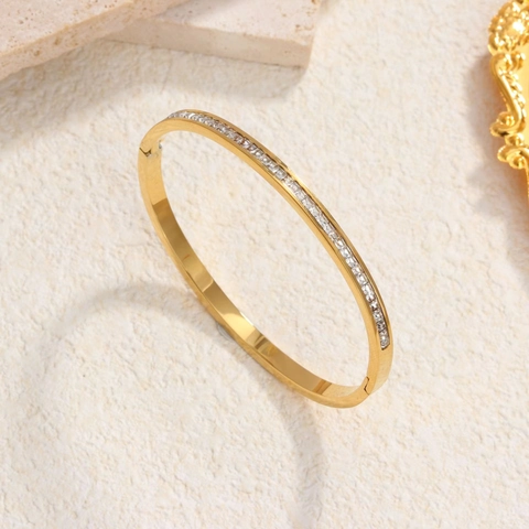 Bracciale Rigido in Acciaio Inossidabile con Strass per Donna Lusso Placcato Oro Morsetto Fibbia per Cintura Bracciale con Ciondolo a Lucchetto