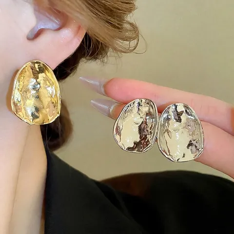 Unregelmäßige Gehammerte Metall Ohrstecker Mit 925 Sterling Silver Earring Post Flüssiges Metall Stil Geometrischer Schmuck