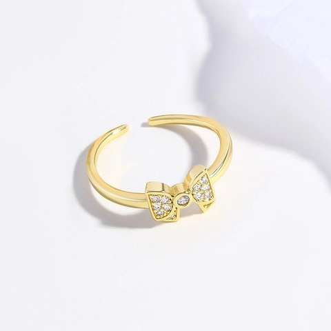 Koreaanse Zoete Stijl 18K Vergulde Verstelbare Strik Ring Voor Vrouwen Elegante Koperen Zirconia Ingelegde Open Ring Sieraden
