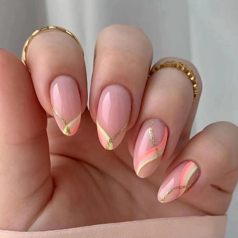 Mandel Drucknägel Gold Glitzer Wellenstreifen Nude Rosa ABS Künstliche Falsche Nägel Elegant Einfach Für Frauen