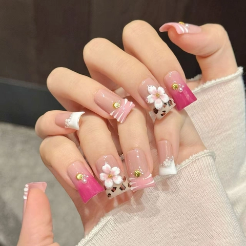 Handmade 3D Flower Press On Nails Long Coffin Square Pink Gradient Leopard French Design Artificial Pearl Rhinestone Artificial False Nails Set For Women