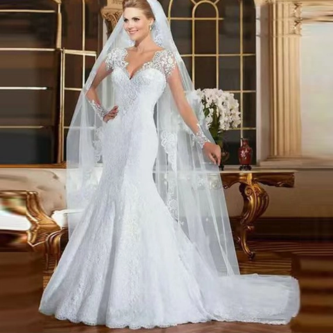 Elegante Abito Da Sposa Scollo A V Profondo Applique In Pizzo Tulle Piccolo Strascico Schiena Scoperta Per Donne