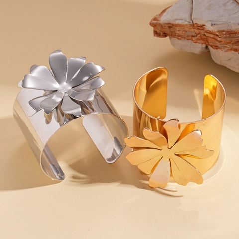 Flower Cuff Bracelet Exaggerated Metallic Iron Large Floral Open Adjustable High Shine Fashion Jewelry For Women