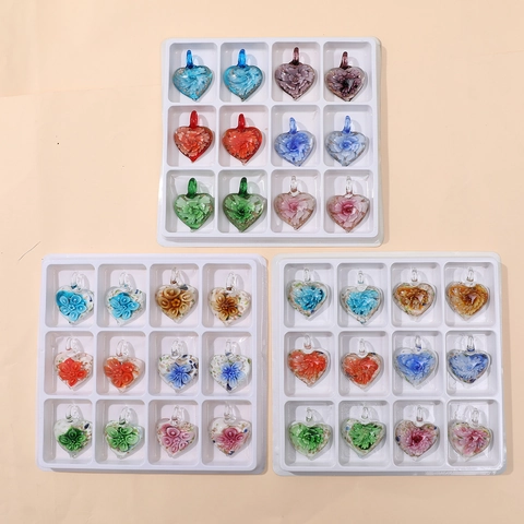 Heart Shaped Glass Lampwork Pendant With Internal Flower And Gold Foil For DIY Jewelry Making Romantic Aesthetic Style