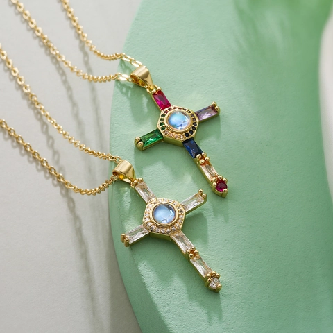 Collar Con Colgante De Cruz Cobre Chapado En Oro De 18K Circón Piedra De Luna Minimalista Elegante Joyería Mujeres