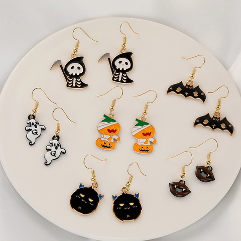 Halloween Cartoon Hänger Ohrringe Legierung Emaille Kürbis Geist Fledermaus Hexe Feiertag Schmuck Für Frauen