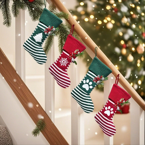 Chaussettes De Noël Tricotées Rayées Flocon De Neige Arbre Patte Sacs Cadeaux Décoration Cheminée Famille Animaux
