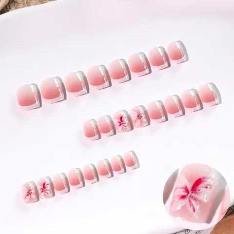 Franse Press On Nagels 3D Bloem Vlinder Korte Vierkante Vorm Nude Roze Gradiënt Glanzende Kunstnagels Voor Vrouwen
