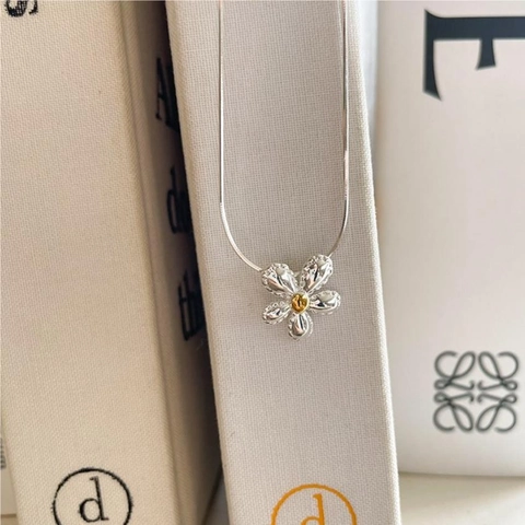 Gänseblümchen Anhänger Halskette 925 Sterlingsilber Schlangenkette Minimalistischer Schicker Schmuck Für Damen