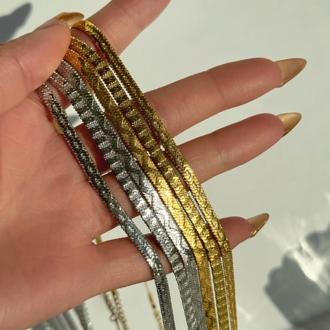 Vintage 18K Gold Plated Titanium Steel Herringbone Chain Necklace For Women Flat Snake Blade Chain Fashion Jewelry Gift