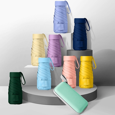 Mini Regenschirm Faltbar Tragbar UV Schutz UPF50+ Schwarz Klebebeschichtung Flaches Design Sonne Regen Reise Sonnenschirm