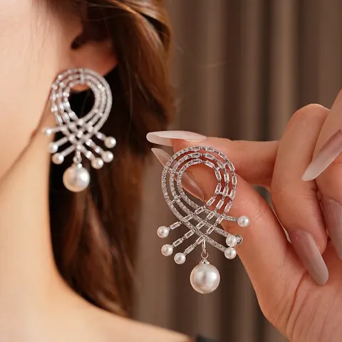 Orecchini Lunghi Di Lusso Vintage Con Silver Earring Post Lega Zirconia E Imitazione Perla Artificial Goccia D'acqua Donne