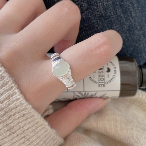 Anillo Piedra Verde Ovale Plata De Ley 925 Vintage Banda Texturizada Abierta Ajustable Para Mujeres