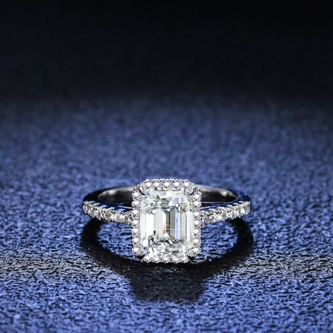 Anillo de Plata de Ley 925 Moissanita para Mujer Corte Esmeralda Diamantes de Imitación Incrustados Anillo Geométrico Joyería de Propuesta de Boda