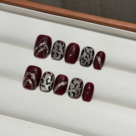 Handmade Cat Eye Press On Nails Autumn Winter Mocha Chocolate Leopard Print Short Square Round Fake Nails With Jelly Glue