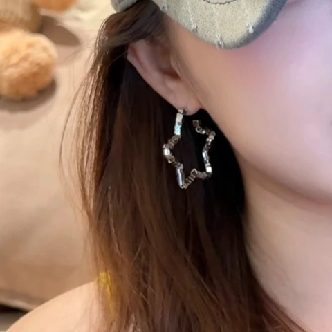 Pendientes De Estrella Color Plata Diseño De Cuentas De Metal Liso Con Poste De Plata Joyería De Moda Para Mujer