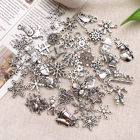 Christmas Charms Pendants Antique Silver Alloy Snowflake Santa Claus Reindeer Snowman DIY Jewelry Making Accessories Holiday