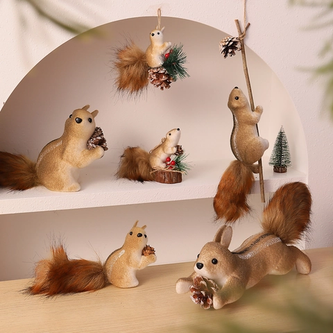 Simulation Squirrel Christmas Tree Hanging Ornaments With Natural Pine Cone Faux Fur Animal Figurines Holiday Home Decor