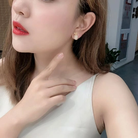Elegant Pineapple Stud Earrings Gold Alloy Imitation Artificial Pearl Fruit Jewelry With 925 Sterling Silver Earring Post For Women