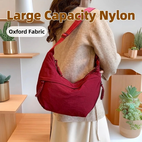 Nylon Crossbody Bag Large Capacity Crescent Dumpling Shape Minimalist Casual Shoulder Bag With Adjustable Strap