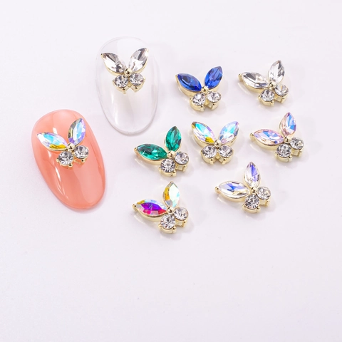 Ciondoli Per Unghie Farfalla 3D Lega Strass Perla Artificial Lusso Decorazione Manicure Fai Da Te Accessori Scintillanti