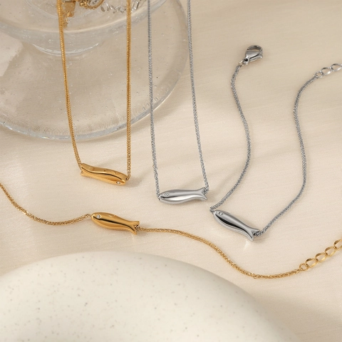 Minimalistische Zoete Vis Hanger Ketting En Armband Roestvrij Staal PVD Verguld Zirkoon Waterdichte Sieraden Voor Vrouwen