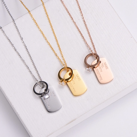 Collana Con Pendente In Acciaio Inossidabile Con Anello In Zircone E Targhetta Rettangolare Elegante Stile Francese Placcato Oro Per Donne