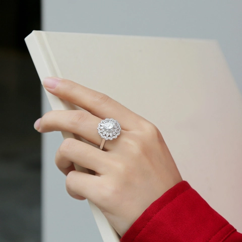 Anillo de Moissanita de 2 Quilates de Lujo Diseño de Halo de Girasol Plata de Ley S925 Cobre Galvanizado Anello Ajustable para Mujer Regalo de Joyería