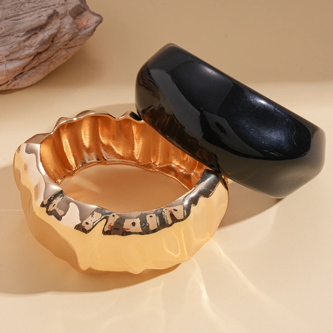 Bracciale Rigido Grosso Pieghe Irregolari Trama A Onde Resina Lega Gioielli Di Moda Audaci Per Donne