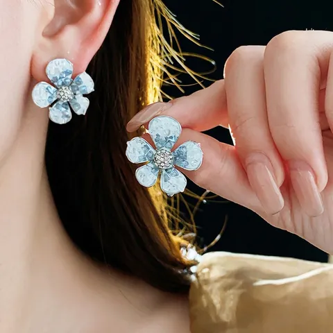 Flower Stud Earrings With 925 Sterling Silver Earring Post Gradient Blue Crystal Rhinestone Exquisite Niche Jewelry Women