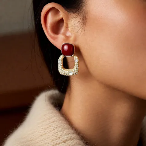 Orecchini Pendenti Vintage Pietra Rossa Geometrica Micro Pavé Zircone Rame Placcato Oro 18K Con Perno Per Orecchini Argento