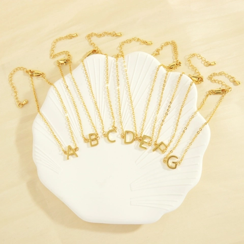 Bracciale Con Lettera Iniziale Minimalista 26 Rame Placcato Oro 18K Catena Regolabile Gioielli Di Moda
