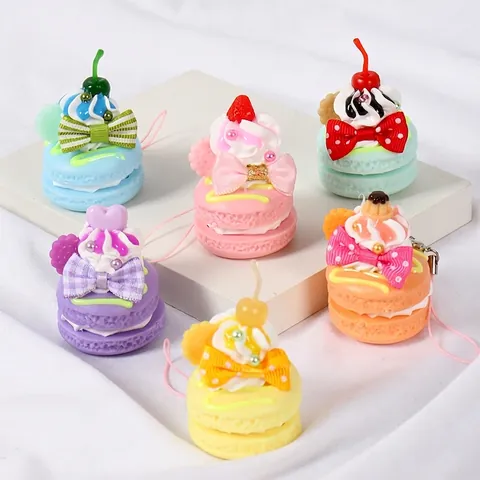 Simulation Gâteau Dessert Porte-Clés PVC Résine Fausse Crème Fruits Gaufre Macaron Cupcake Mignon Charme De Sac Cadeau