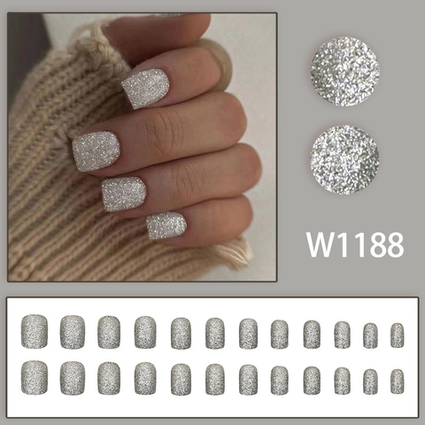 Ongles À Presser Pailletés Argentés Forme Carrée Courte Faux Ongles Brillants Pour Femmes Doux Simples Amovibles