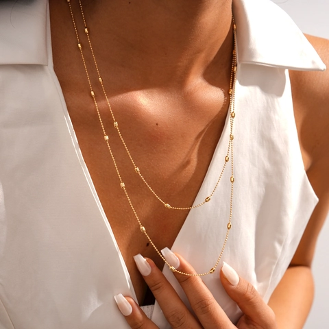 Collar Multicapa De Metal Con Cuentas De Arroz Ovaladas Cadena De Satélite Larga Joyería De Suéter De Moda Minimalista Para Mujeres