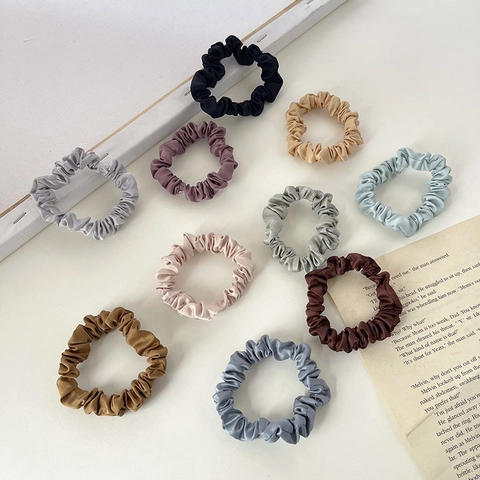 Satin Scrunchies Satin Hair Ties Pleated Elastic Traceless Ponytail Holder Solid Color Elegant Hair Accessories Women