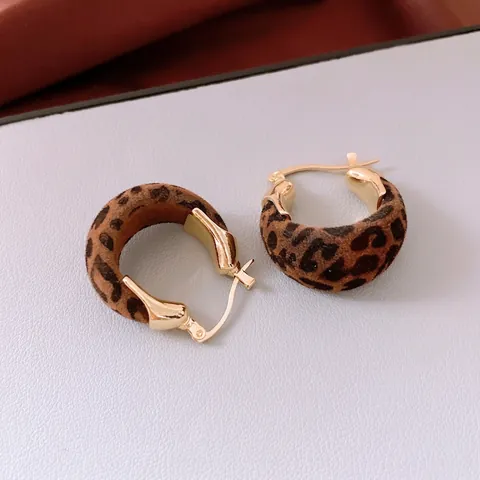 Vintage U-Shape Hoop Earrings Flocking Alloy Leopard Print Solid Black Retro Fashion Accessories For Women