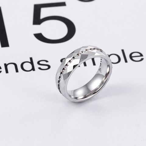 Anillo De Acero Inoxidable Facetado Geométrico Con Una Fila De Circonita Joyería De Moda Unisex