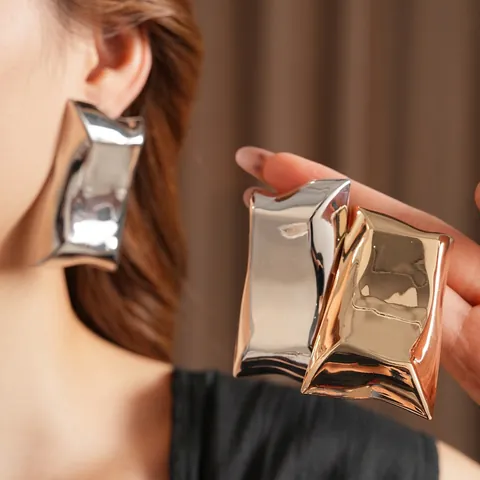 Irregular Square Metal Stud Earrings For Women Exaggerated Pillow Shape Geometric Jewelry With Steel Earring Post
