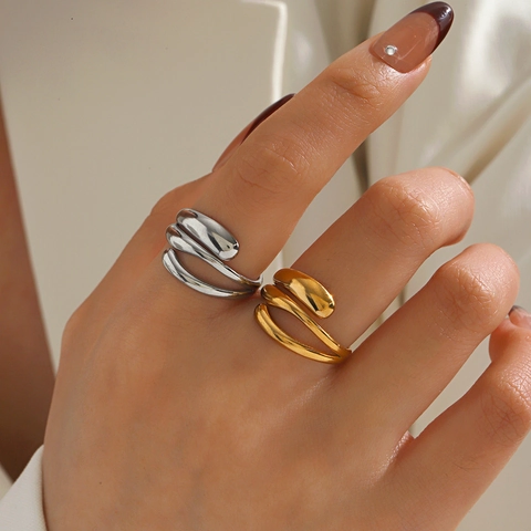Irregulierbarer Linienring 18K Vergoldeter Edelstahl Verstellbarer Flüssigmetall Minimalistischer Moderner Hip Hop Schmuck