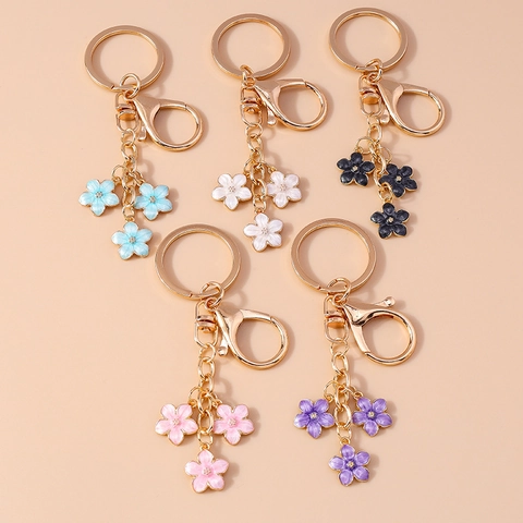 Llavero De Flor Cerezo Esmalte Aleación Oro Metal Floral Amuleto De Bolso Para Mujeres Niñas Simple Regalo Accesorio