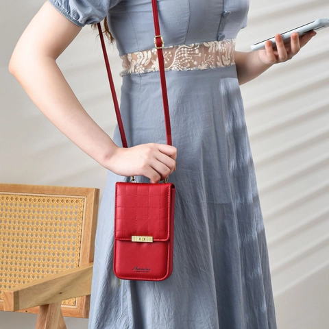 Women Quilted PU Leather Mobile Phone Bag Multilayer Crossbody Wallet With Gold Metal Buckle And Adjustable Strap