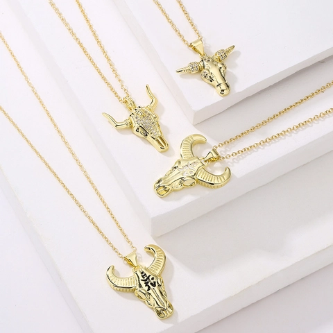 Collier Pendentif Tête De Taureau Cuivre Plaqué Or 18K Avec Zircon Animal Rétro Hip Hop Chaîne De Clavicule Pour Femme