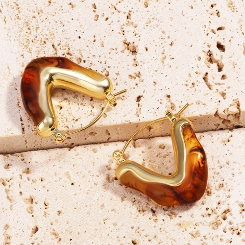 Geometrische V Vorm Oorringen 18K Verguld Messing En Amber Schildpad Hars Vintage Maillard Stijl Voor Dames