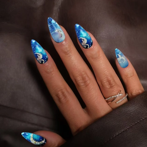 Lange Stiletto Press On Nägel Dunkelblau Sternenhimmel Galaxie Mond Wolken Muster ABS Künstliche Nägel Für Frauen