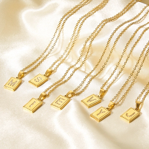 Collier Pendentif Alphabet Acier Inoxydable Plaqué Or 18K Incrusté De Zircon Tag Rectangulaire Bijoux Pour Femmes