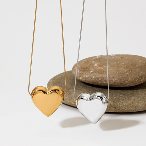 Großes Hohles Herz Anhänger Halskette Edelstahl Spiegelpoliert Minimalistischer Modeschmuck Für Damen Täglicher Gebrauch