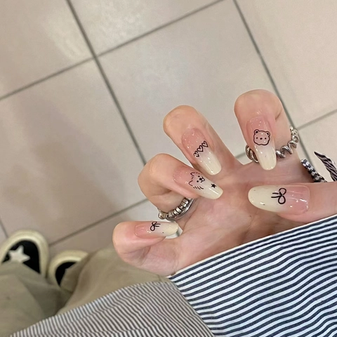 Ombre Press On Nagels Lange Toelopende Kunstnagels Cartoon Hond Strik Patroon Schattig Voor Vrouwen Meisjes Nagelkunst