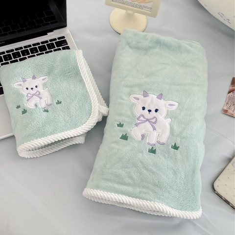 Cute Lamb Embroidered Bath Towel And Hand Towel Soft Absorbent Thick Coral Fleece Mint Green Home Bathroom Essentials